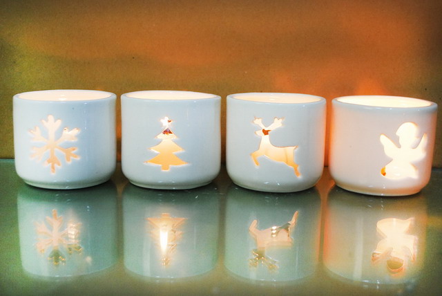 Ceramic Christmas candle lantern, P1812276