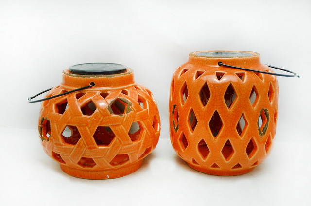 ceramic garden lantern, P1902221